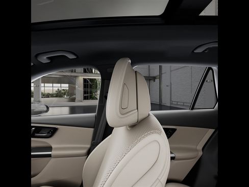 Certified 2026 Mercedes-Benz GLC 300 4MATIC image 45