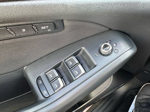 Used 2016 Audi Q5 2.0T Premium Plus w/ Technology Package AWD/4WD image 22