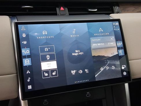 New 2025 Land Rover Discovery Sport S image 23