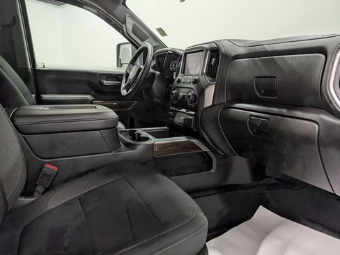 Used 2020 Chevrolet Silverado 2500 LT w/ Convenience Package image 19