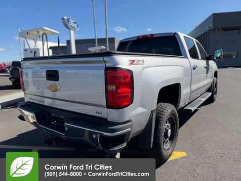Used 2015 Chevrolet Silverado 2500 LTZ w/ Duramax Plus Package image 6