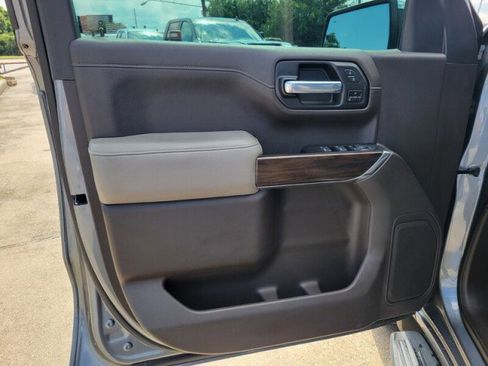 Used 2021 GMC Sierra 1500 SLT RWD image 13