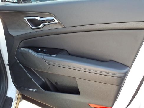 Certified 2023 Kia Sportage X-Pro image 4