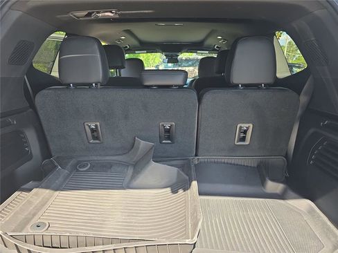 Used 2025 Buick Enclave Sport Touring w/ Power Package FWD image 13