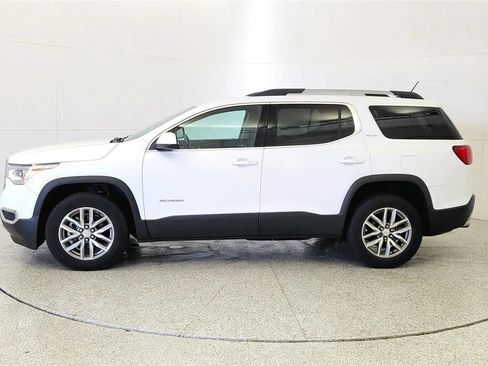 Used 2017 GMC Acadia SLE FWD image 4