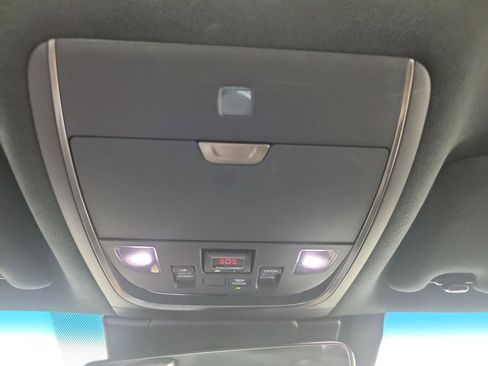 Used 2019 Lexus LS 500h AWD image 35