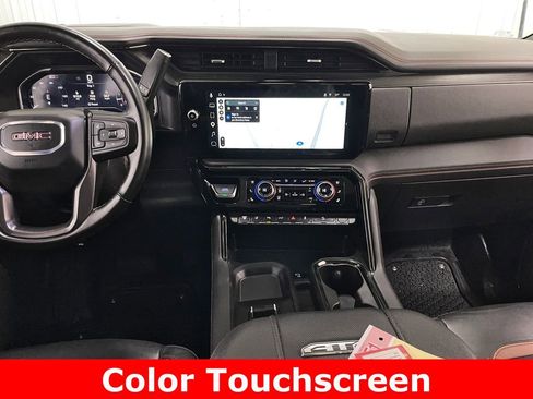 Used 2025 GMC Sierra 2500 AT4 image 2