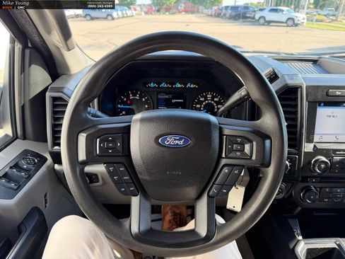 Used 2017 Ford F150 XL w/ Equipment Group 101A Mid AWD/4WD image 16
