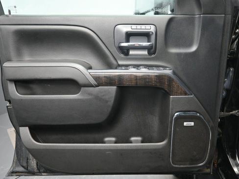 Used 2016 GMC Sierra 2500 Denali w/ Duramax Plus Package image 17