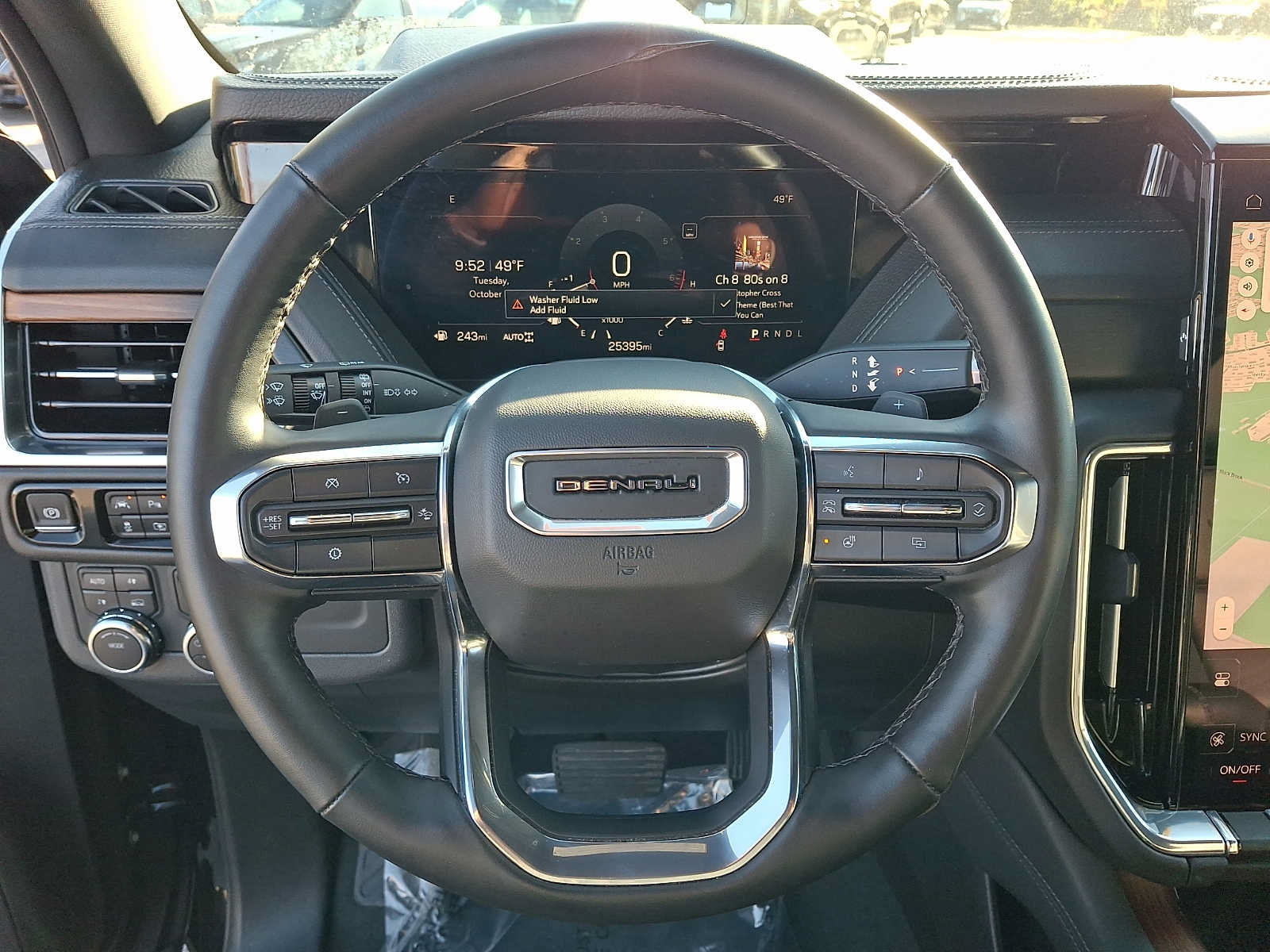 Used 2025 GMC Yukon Denali AWD/4WD image 21