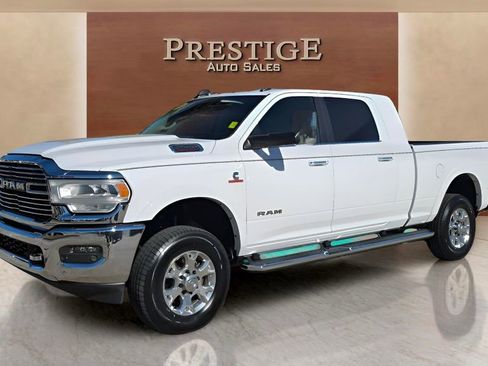 Used 2020 RAM 2500 Laramie w/ Chrome Appearance Group AWD/4WD image 30