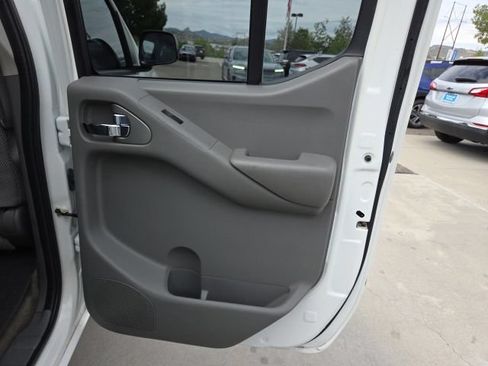 Used 2017 Nissan Frontier SV w/ SV Value Truck Package RWD image 20