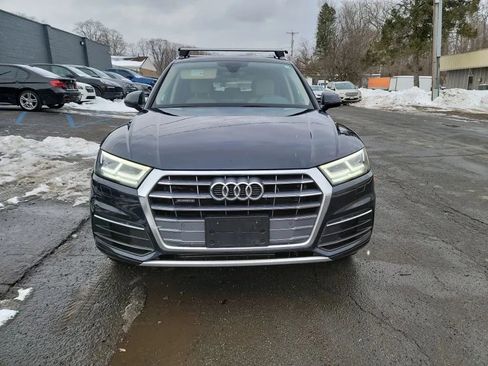 Used 2020 Audi Q5 2.0T Premium Plus w/ Premium Plus Package AWD/4WD image 2