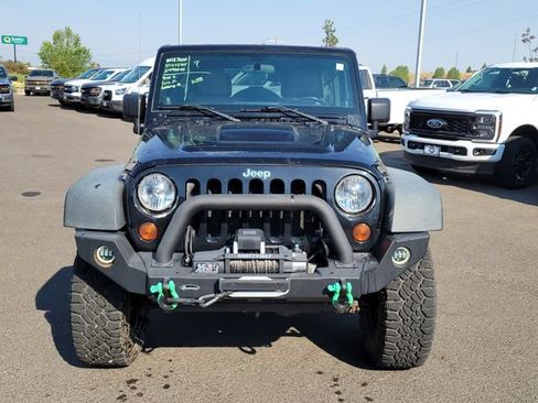 Used 2012 Jeep Wrangler Unlimited Rubicon AWD/4WD image 5