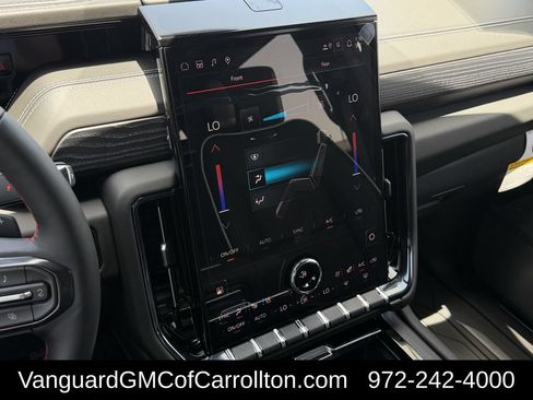 New 2026 GMC Yukon AT4 Ultimate w/ LPO, Floor Liner Package AWD/4WD image 16