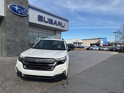 New 2026 Subaru Forester Premium image 2