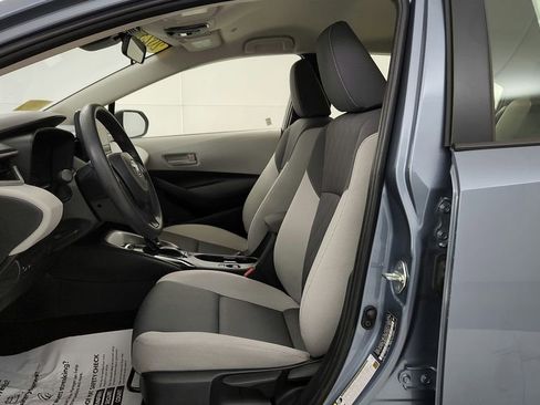 Used 2023 Toyota Corolla LE FWD image 36