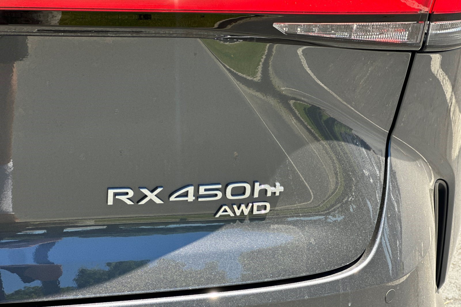 New 2026 Lexus RX 450h AWD image 22
