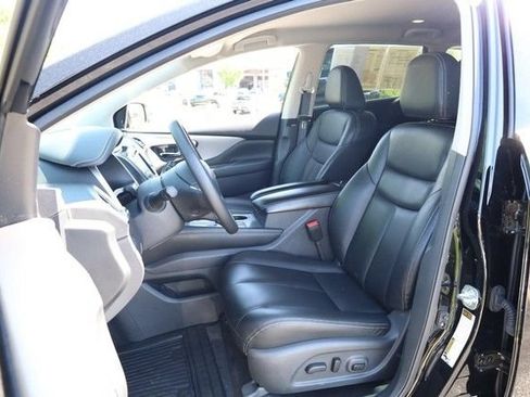 Certified 2024 Nissan Murano SV w/ SV Midnight Edition Package AWD/4WD image 8