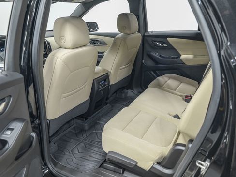 Used 2023 Chevrolet Traverse LS w/ LPO, Floor Liner Package AWD/4WD image 25
