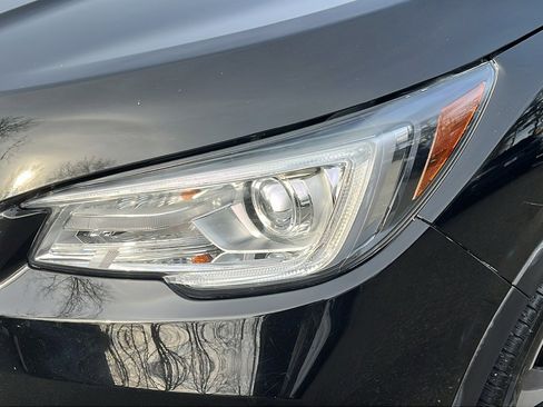 Used 2020 Subaru Ascent Limited w/ Technology Package image 5