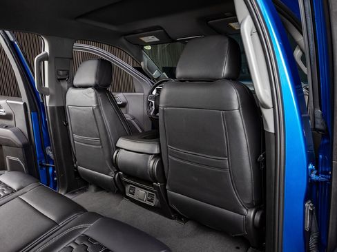 Used 2023 Chevrolet Silverado 1500 RST image 32