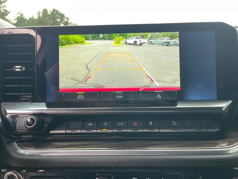 Used 2025 Chevrolet Silverado 1500 RST AWD/4WD image 6
