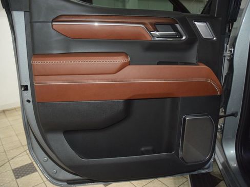 Used 2024 GMC Sierra 1500 Denali Ultimate image 46