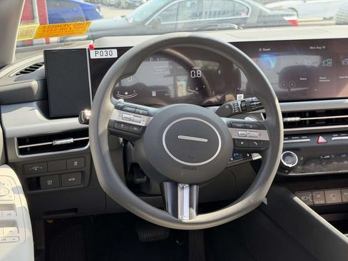 Certified 2025 Hyundai Sonata SEL AWD/4WD image 14