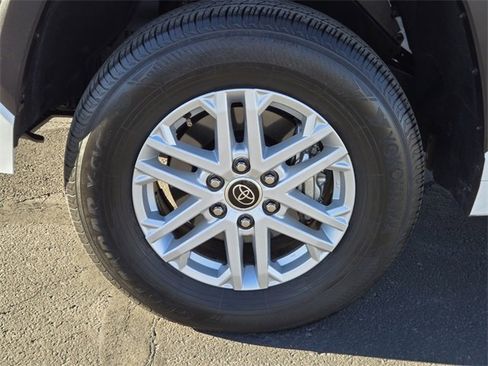 Used 2024 Toyota Tundra SR5 image 8