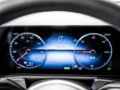 Certified 2023 Mercedes-Benz EQB 300 4MATIC image 13