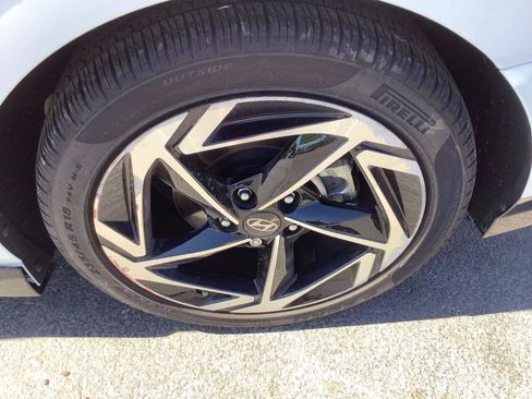 Used 2025 Hyundai Sonata SEL FWD image 24