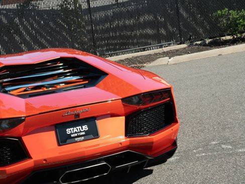 Used 2015 Lamborghini Aventador LP 700-4 AWD/4WD image 16