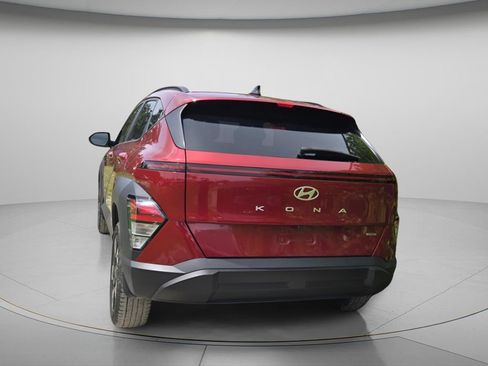 Used 2024 Hyundai Kona SEL w/ Convenience Package AWD/4WD image 6