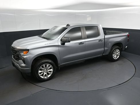Used 2024 Chevrolet Silverado 1500 Custom AWD/4WD image 1