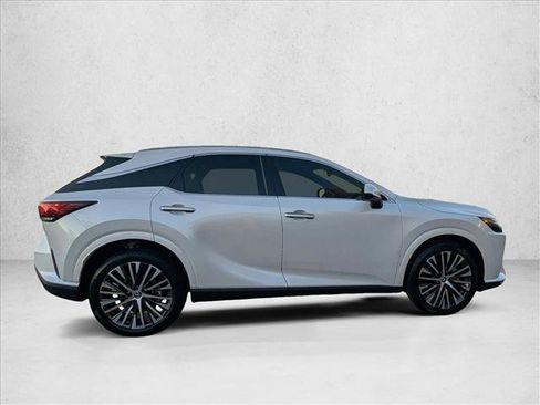 Used 2024 Lexus RX 350 image 4