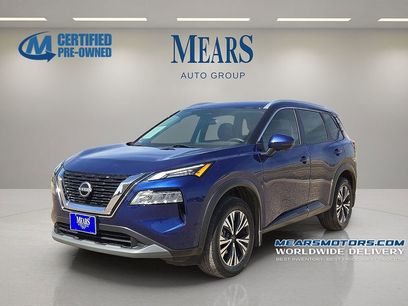 Used 2022 Nissan Rogue SV w/ SV Premium Package