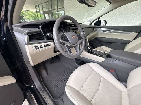 Certified 2021 Cadillac XT5 Premium Luxury FWD image 10