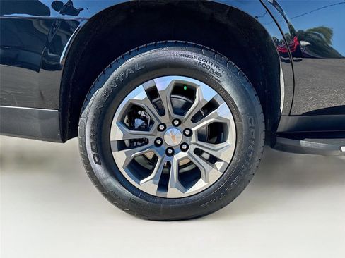 Used 2025 Chevrolet Tahoe LS image 36