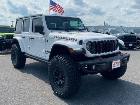 New 2025 Jeep Wrangler Unlimited Rubicon w/ Steel Bumper Group image 2