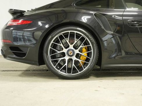Certified 2014 Porsche 911 Turbo S image 39
