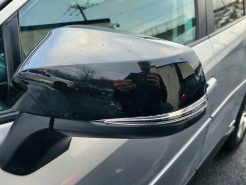 Used 2019 Toyota RAV4 XLE w/ Convenience Package image 41