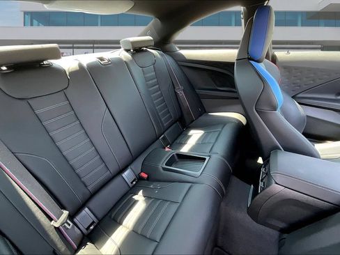 Used 2025 BMW M2 w/ Lighting Package RWD image 25