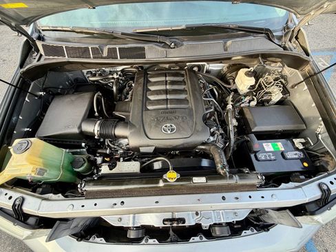 Used 2013 Toyota Sequoia Platinum image 49