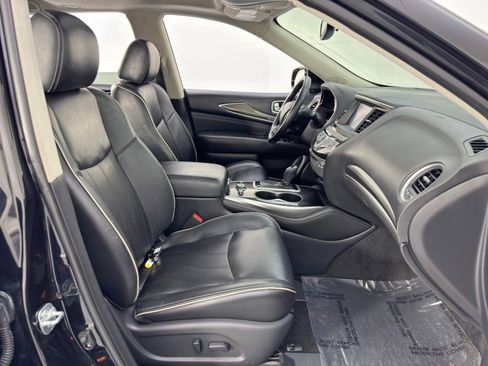 Used 2019 INFINITI QX60 Luxe w/ Essential Package image 15