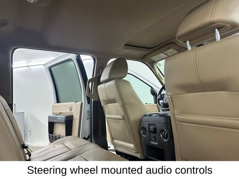 Used 2011 Ford F350 Lariat w/ Lariat Ultimate Pkg AWD/4WD image 25