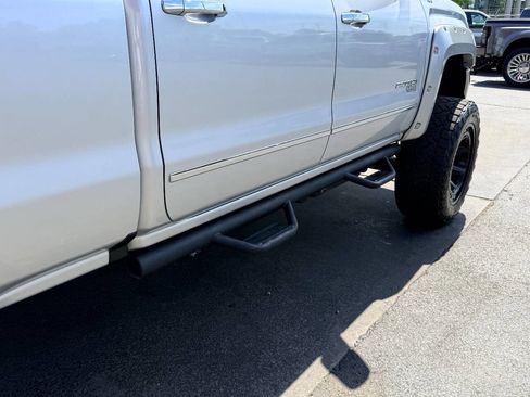 Used 2016 GMC Sierra 2500 SLT w/ Duramax Plus Package image 15