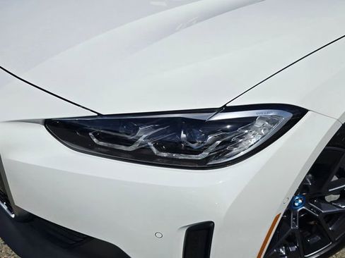 Used 2023 BMW i4 eDrive35 w/ Premium Package RWD image 27