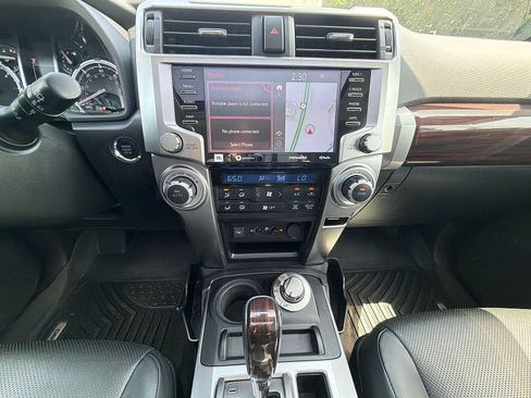Used 2020 Toyota 4Runner Limited AWD/4WD image 24