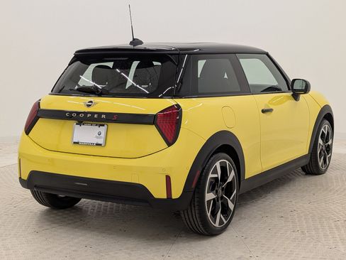 New 2026 MINI Cooper S FWD image 9
